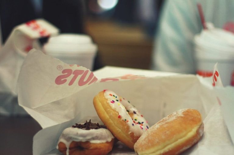 How old do you have to be to work at dunkin donuts career
