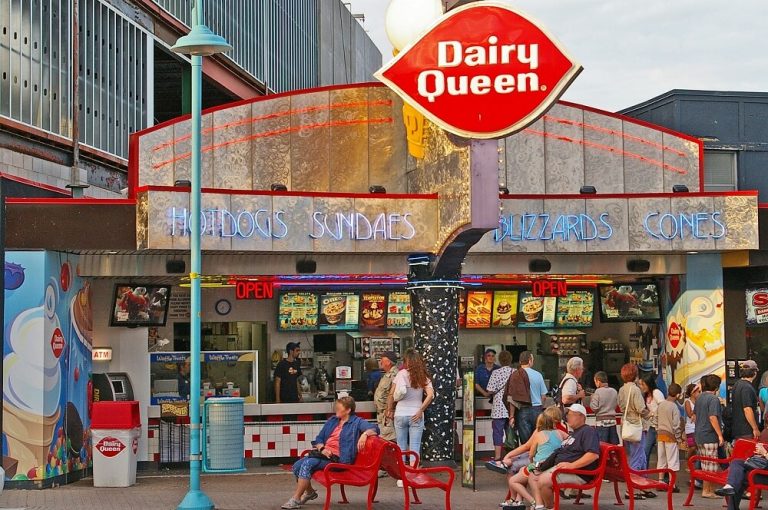 How Old do you have to be to Work at Dairy Queen? - Career